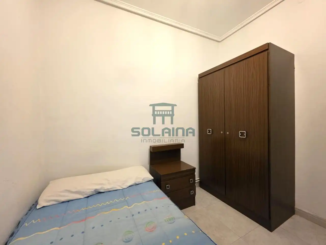 Habitación de Piso en venta en Ourense Capital  con Calefacción y Trastero
