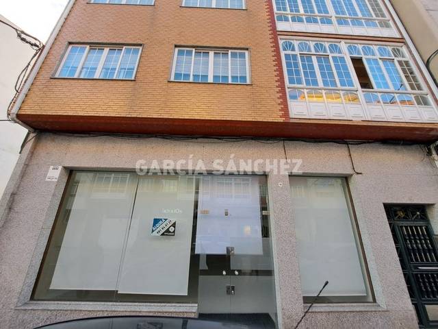 Local comercial en Alquiler en Avenida de Compostela, 24 en Boiro