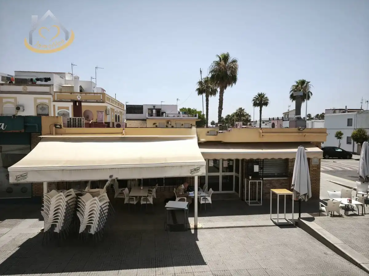 Geschaftsraum zum Verkauf in Aljaraque mit Klimaanlage, Terrasse und Möbliert