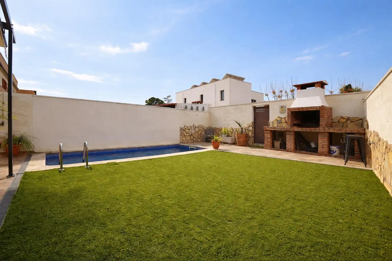 Jardín de Casa adosada en venta en Vilallonga del Camp con Aire acondicionado, Calefacción y Jardín privado