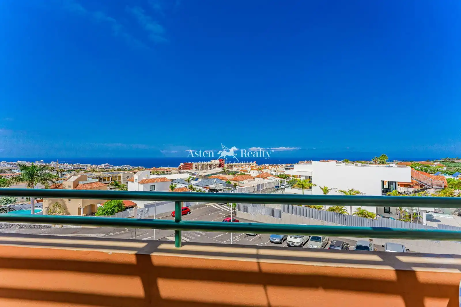 Exterior view of Attic for sale in Adeje  with Terrace, Storage room and Swimming Pool