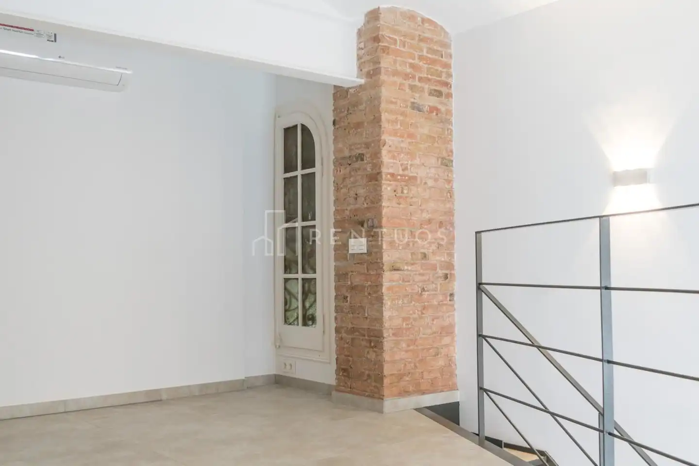 Dúplex de alquiler en Barcelona con Aire acondicionado, Terraza y Amueblado