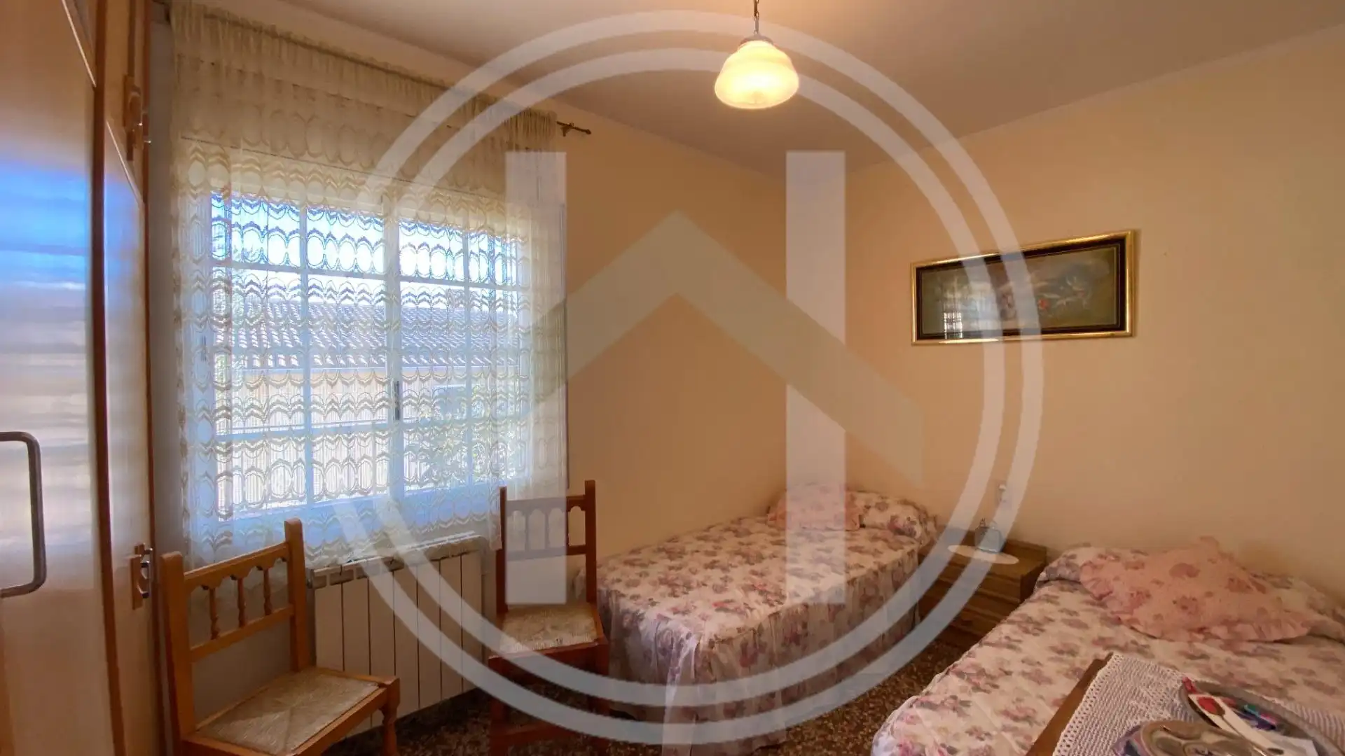 Habitación de Casa o chalet en venta en Sant Feliu de Codines con Calefacción, Jardín privado y Terraza