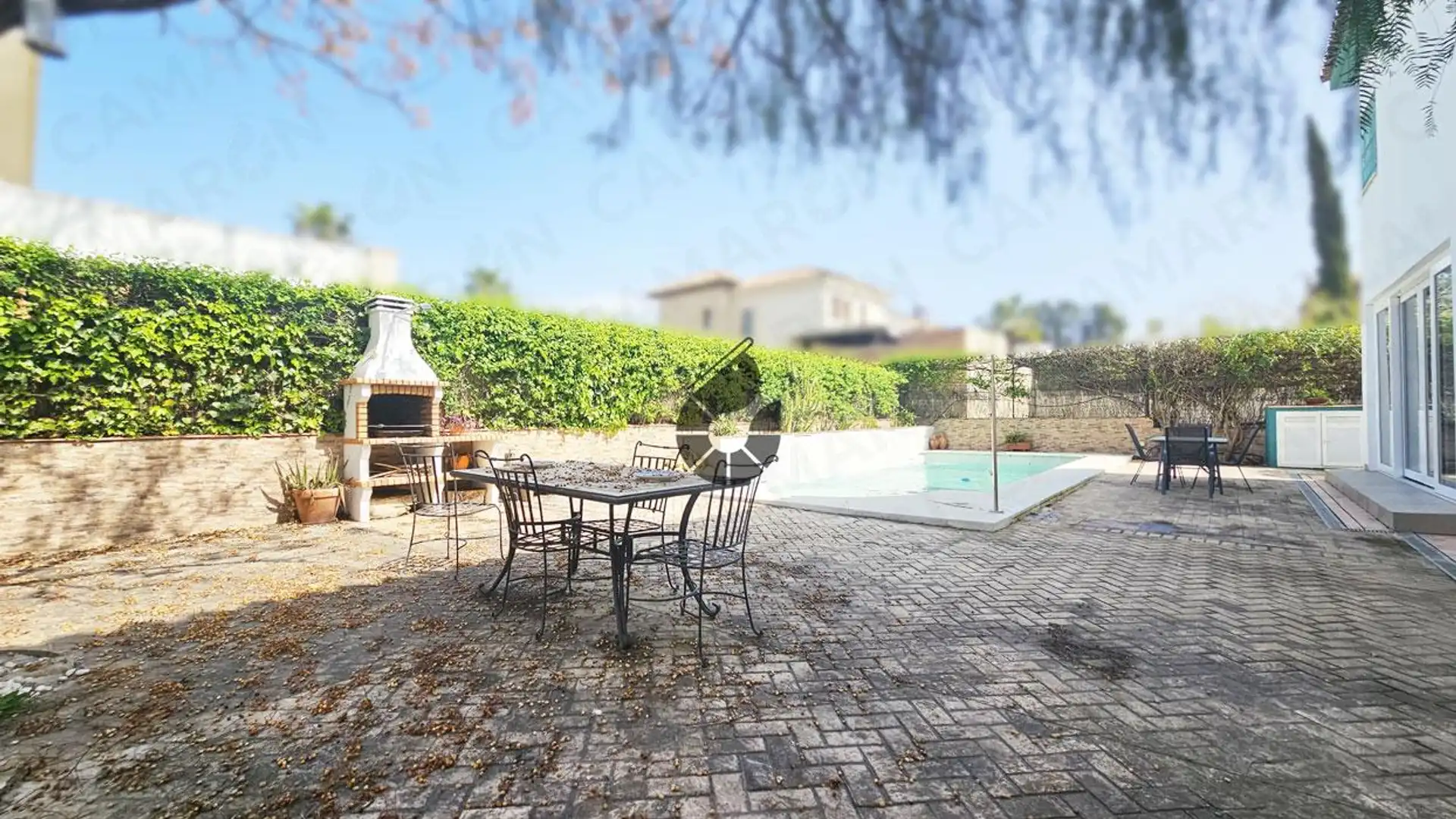 Piscina de Casa o chalet en venta en Valencina de la Concepción con Aire acondicionado, Calefacción y Jardín privado