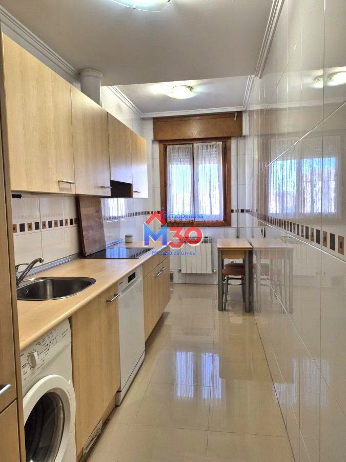 Kitchen of Apartment for sale in Miranda de Ebro  with Heating, Parquet flooring and Terrace