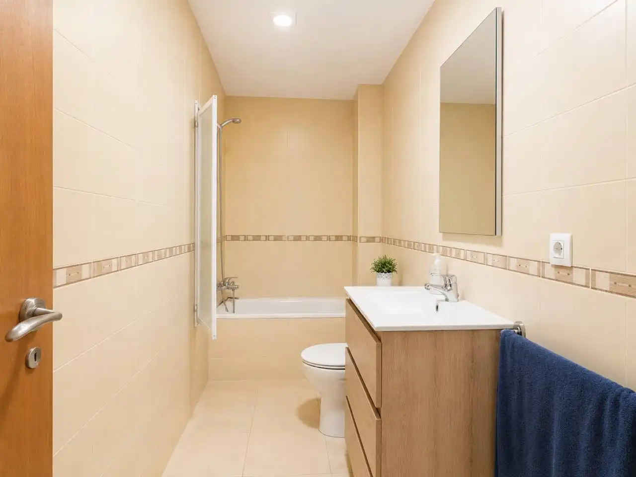 Baño de Piso en venta en Sa Pobla con Balcón