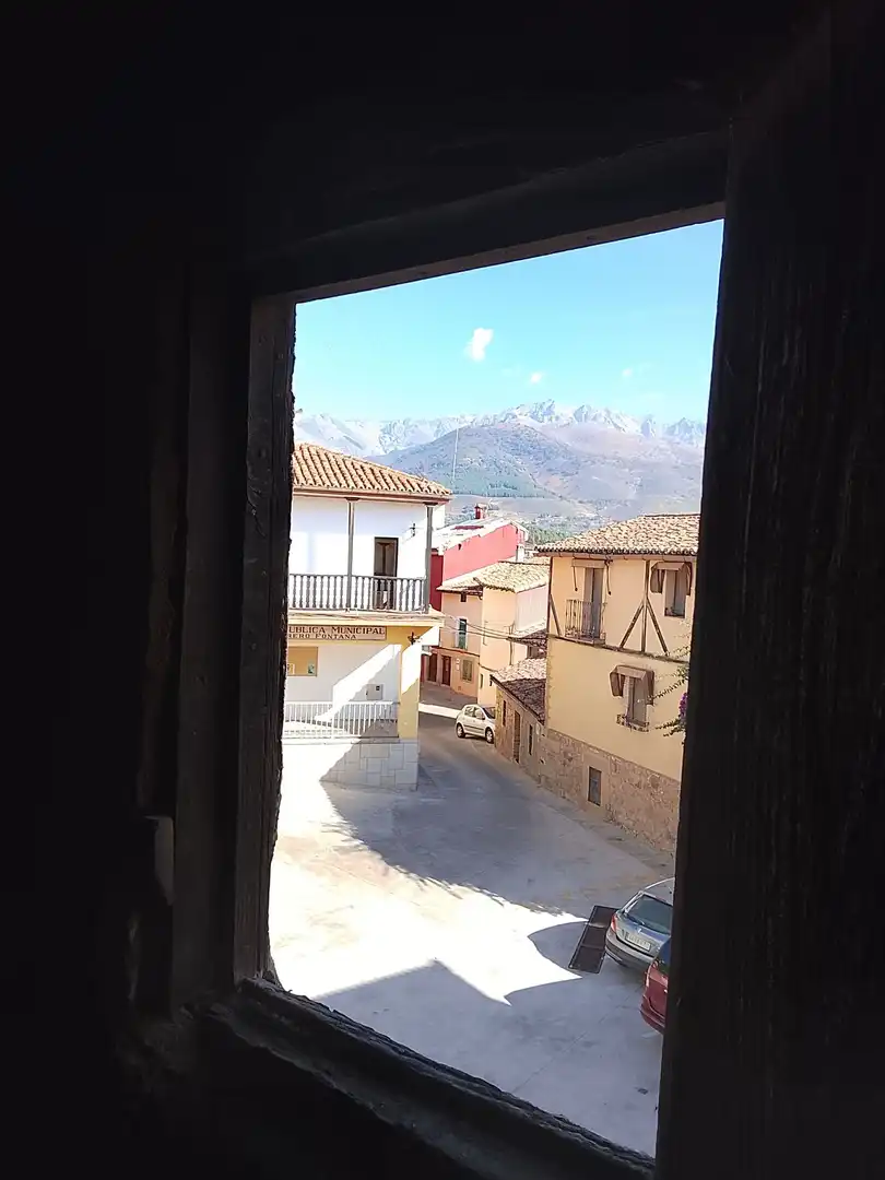 Exterior view of Houses for sale in Madrigal de la Vera