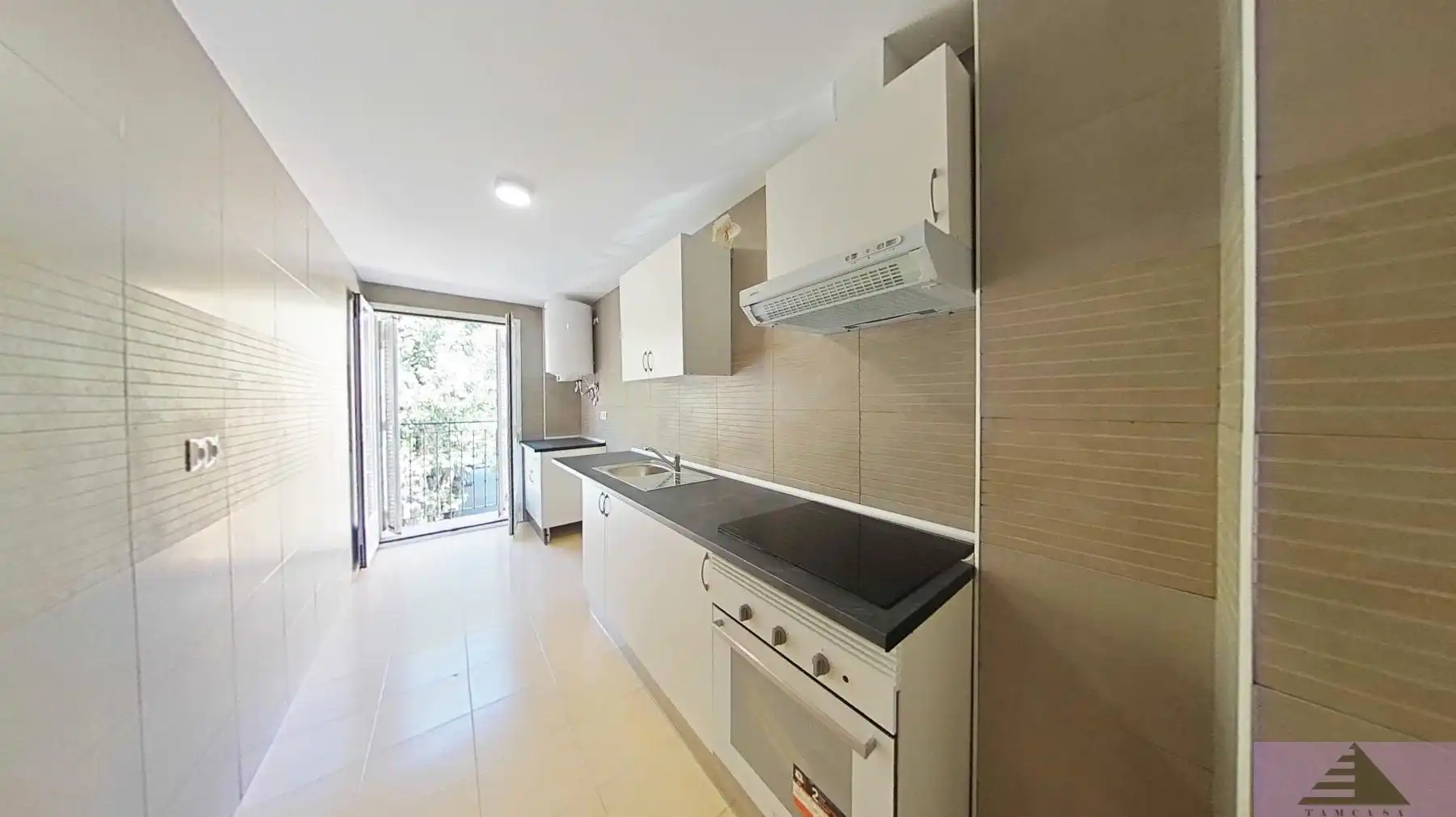 Flat with terrace for sale in Centro