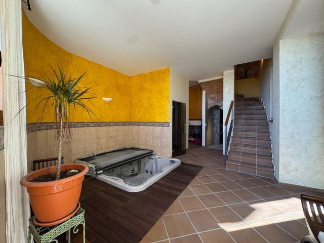 Casa-chalet en Venta en Argençola