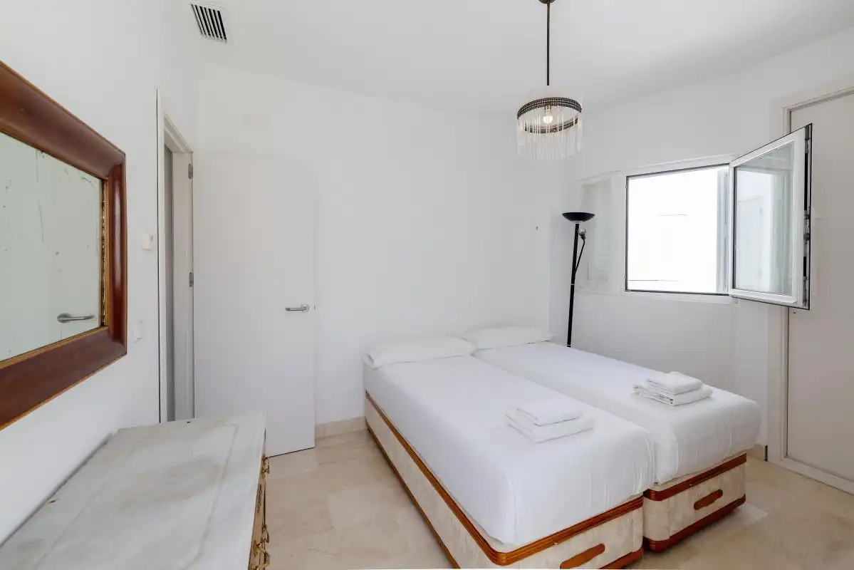 Habitación de Dúplex en venta en Sevilla con Calefacción, Terraza y Balcón