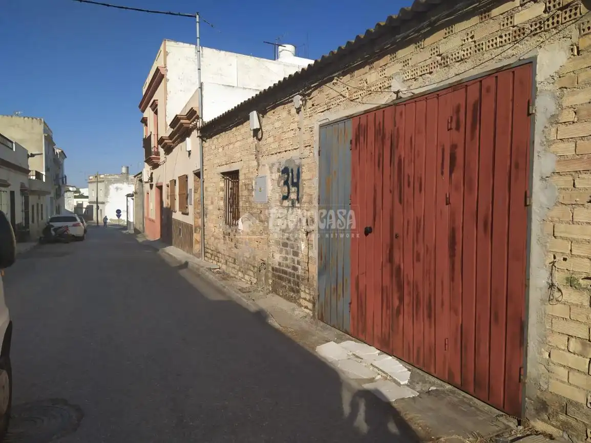 Außenansicht von Garage zum Verkauf in Las Cabezas de San Juan