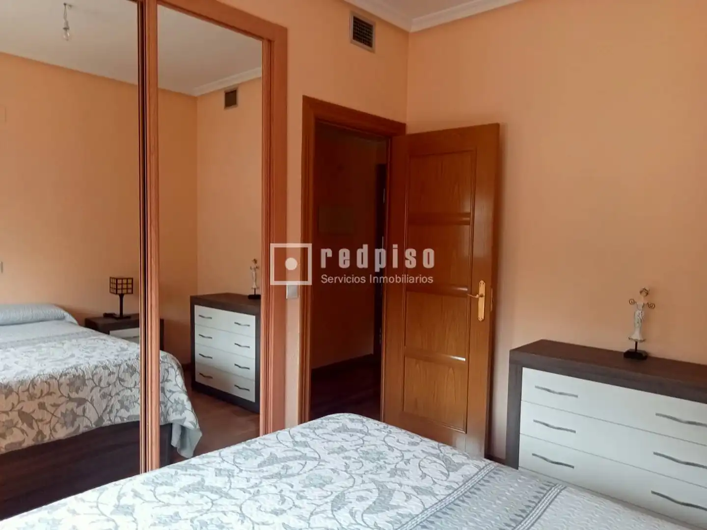 Bedroom of Flat for rent in Talavera de la Reina  with Air Conditioner, Heating and Parquet flooring