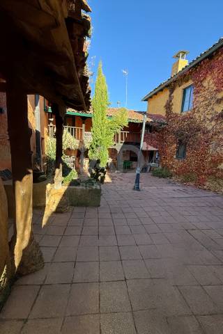 Edificio en Venta en Valdefresno