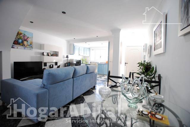 Casa adosada en Venta en Calle Gandia en Barx