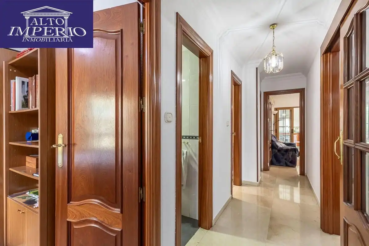 Piso con ascensor en venta en Calle ARQUITECTO JIMENEZ LACAL, imagen 9