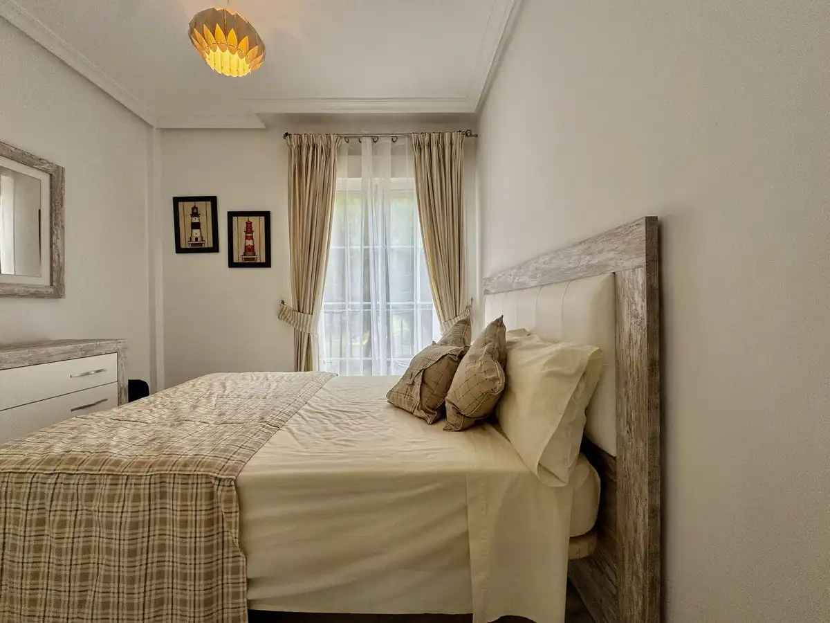 Habitación de Casa adosada en venta en Marbella con Aire acondicionado, Jardín privado y Terraza