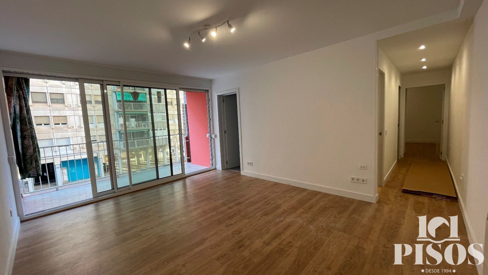 Bedroom of Flat to rent in Cerdanyola del Vallès  with Heating, Parquet flooring and Oven
