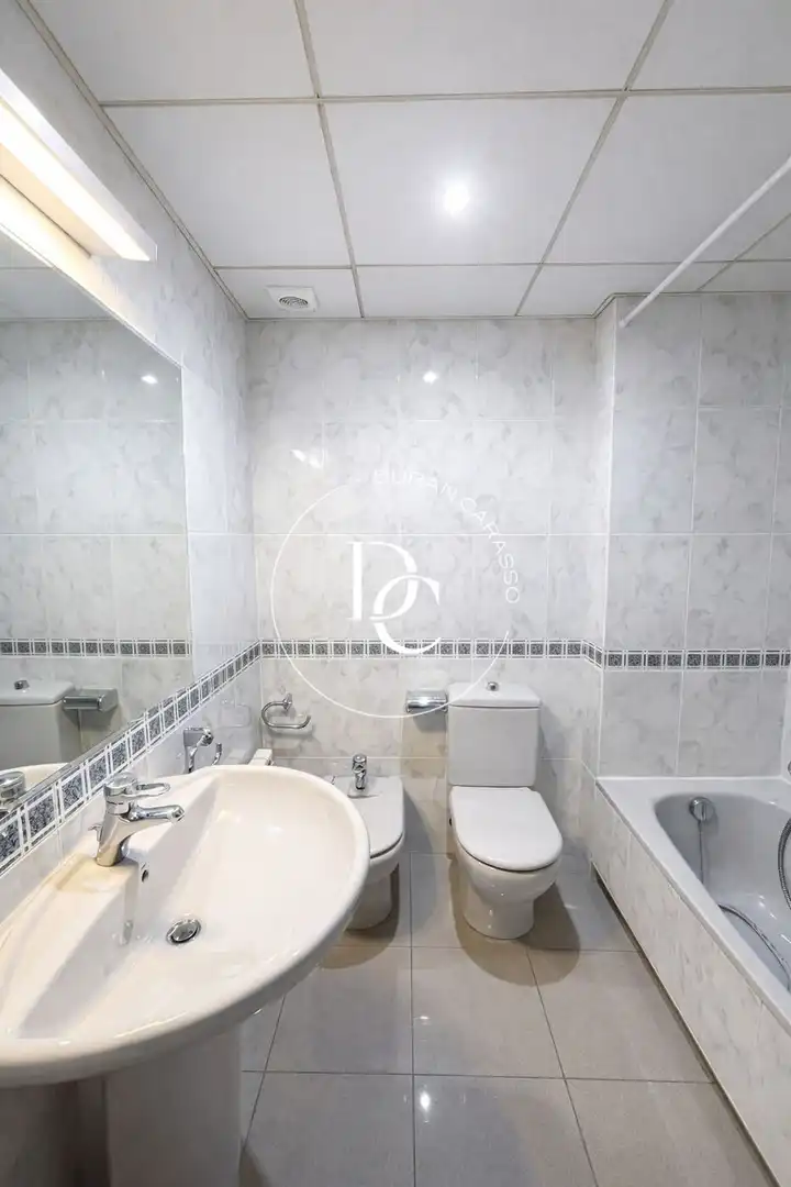 Flat with lift to rent in Avinguda Consell d'Europa, imagen 14