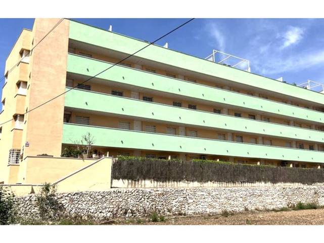 Garaje en Alquiler en Avenida del Tarragonès, 1 en La Pobla de Montornès