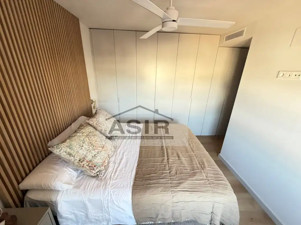 Habitación de Piso de alquiler en Alzira con Aire acondicionado
