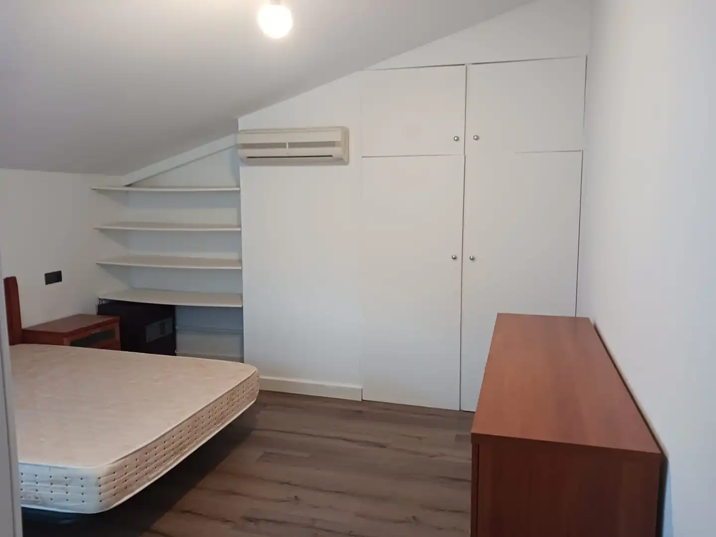 Schlafzimmer von Wohnung zum Verkauf in Sant Jaume d'Enveja mit Klimaanlage, Heizung und Parkett