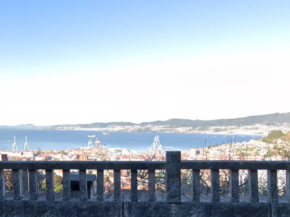 Außenansicht von Residential zum Verkauf in Vigo 