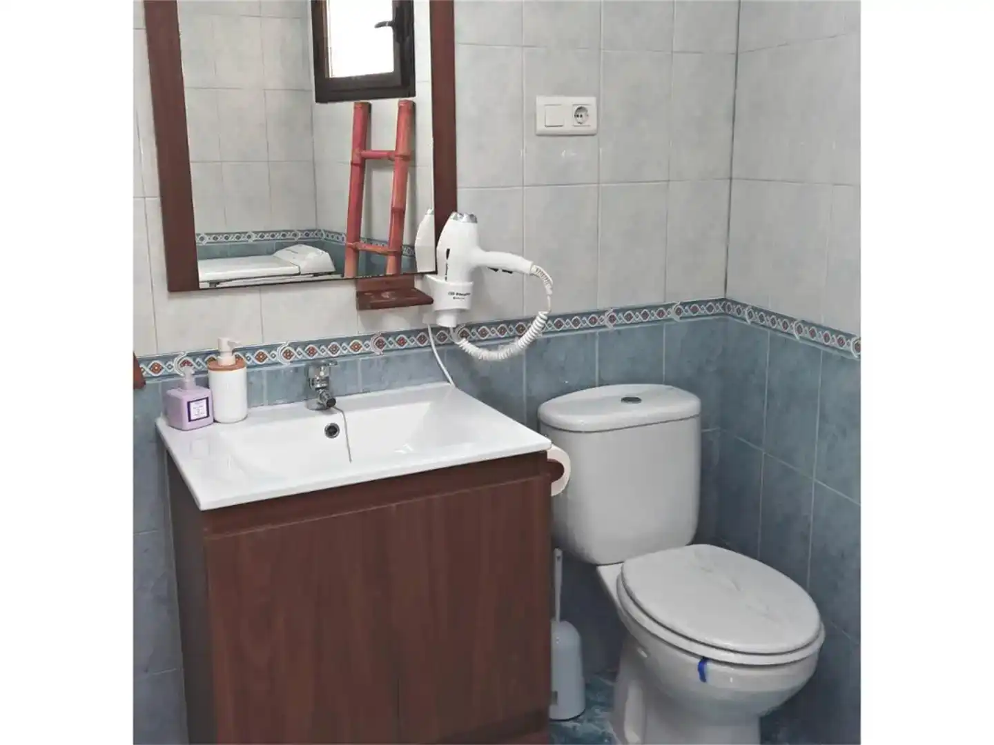 Bany de Casa o xalet en venda en Béjar amb Jardí privat, Parquet i Traster