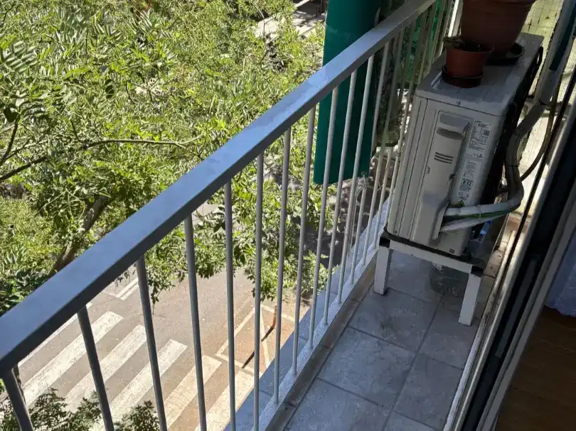 Terrassa de Pis en venda en L'Hospitalet de Llobregat amb Aire condicionat i Balcó