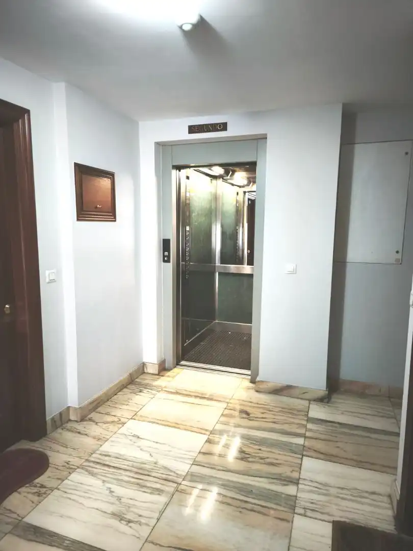 Piso en venta en Santa Cruz de Bezana con Calefacción y Terraza