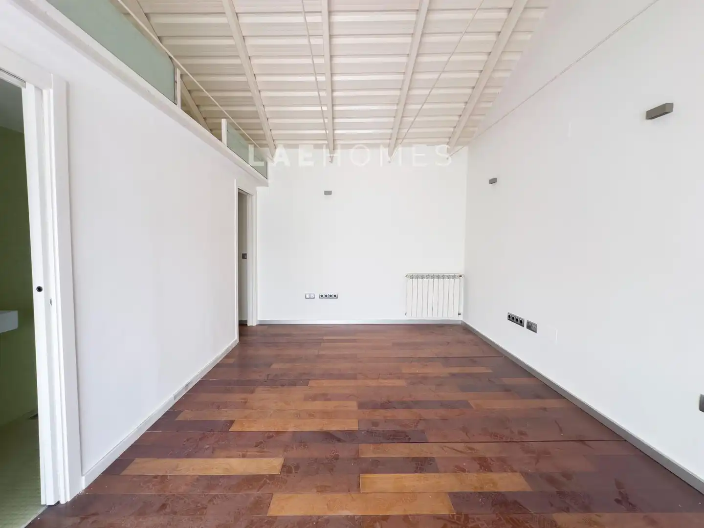 Maisonette zum Verkauf in Sevilla mit Klimaanlage, Heizung und Terrasse