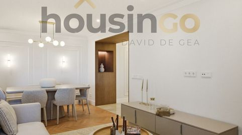 Foto 3 de Piso en venta en Mariano de Cavia, Jerónimos, Madrid Capital