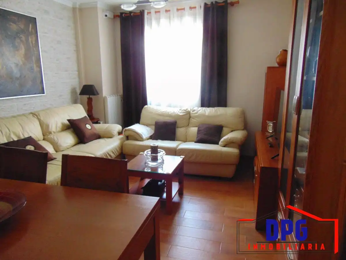 Sala de estar de Apartamento en venta en Garrucha con Aire acondicionado y Amueblado