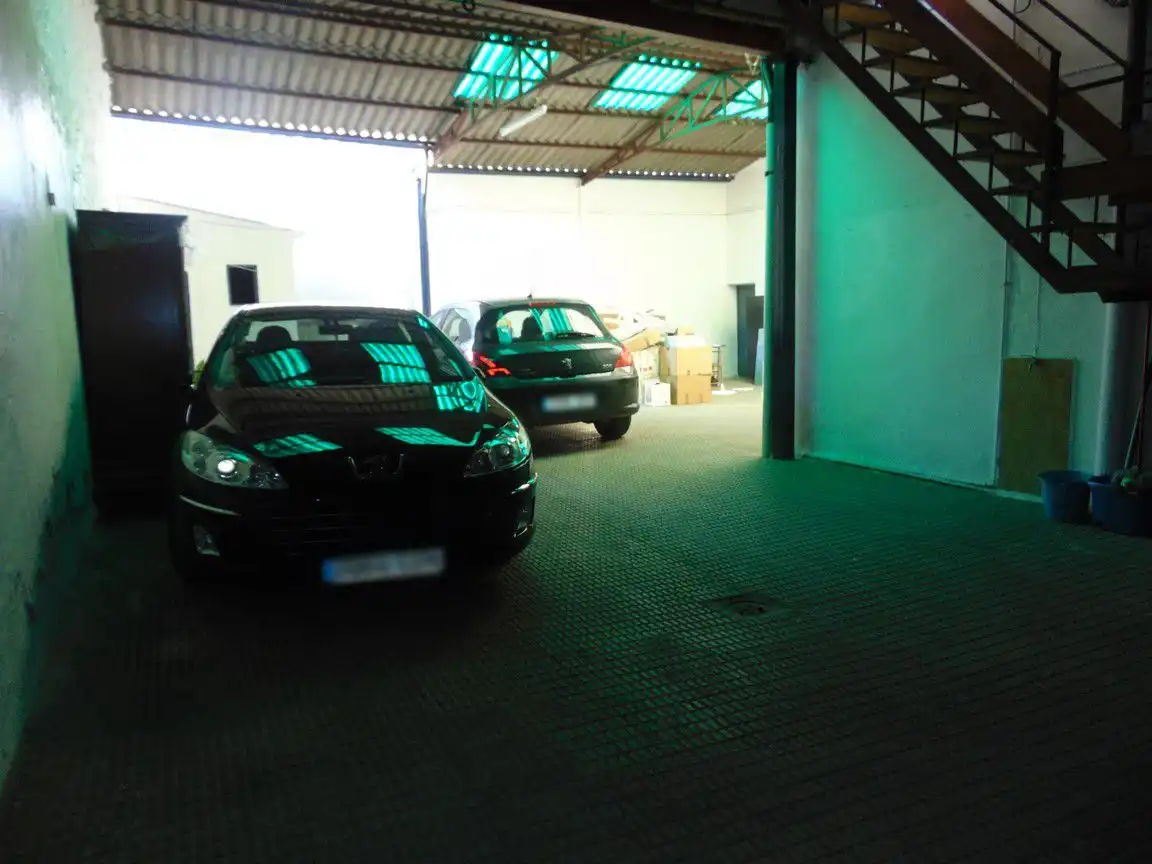 Aparcament de Casa o xalet en venda en Valdepeñas amb Calefacció, Terrassa i Traster