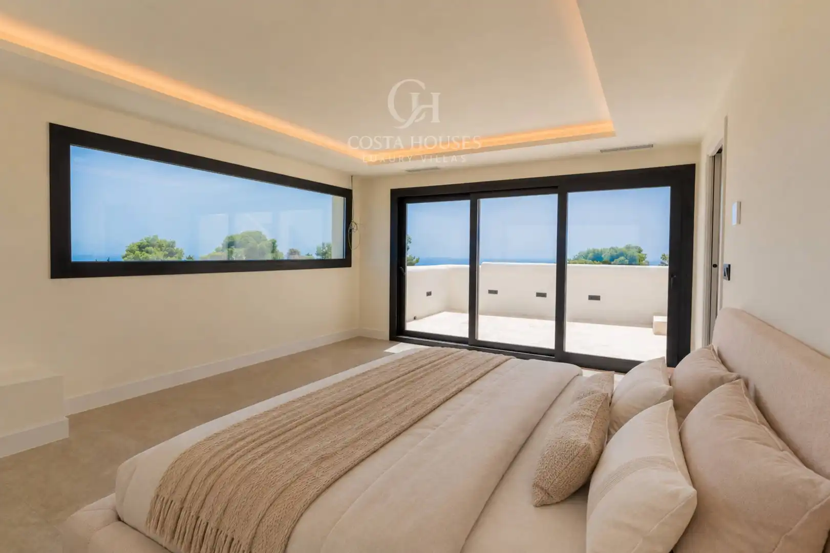 Chalet con piscina en venta en Carrer Cap Negre 135, imagen 8