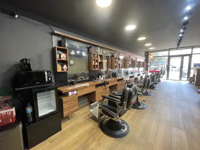 Business premises for transfer in Carrer de València, imagen 19