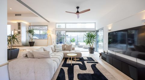 ESPECTACULAR VIVIENDA EN VENTA, EN UNA DE LAS ZONAS MÁS DEMANDADAS Y PRESTIGIOSAS DE ESPLUGUES, imatge 5