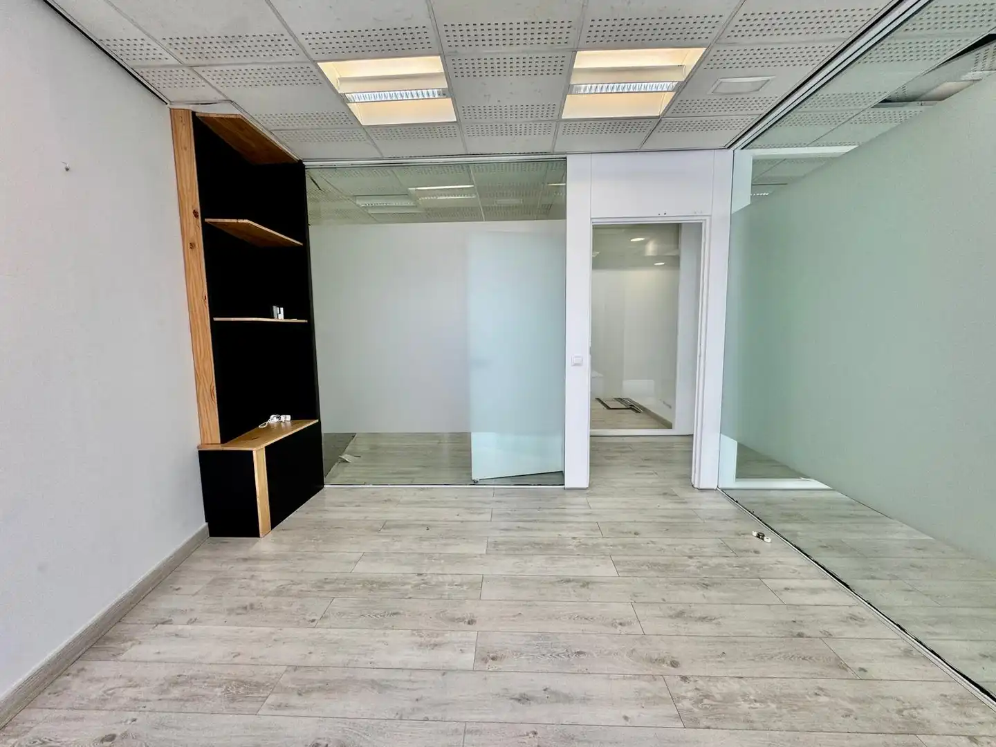 Oficina de alquiler en San Fernando con Aire acondicionado, Calefacción y Trastero