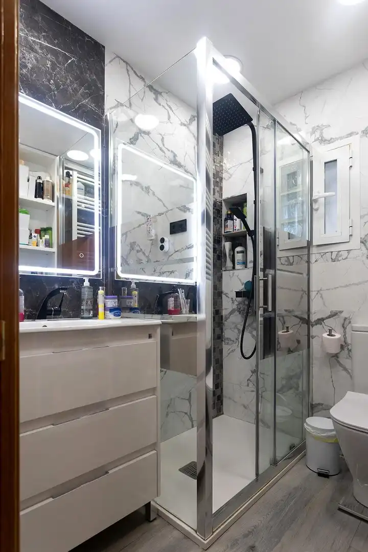 Badezimmer von Wohnung zum Verkauf in Alcalá de Henares mit Klimaanlage, Heizung und Terrasse
