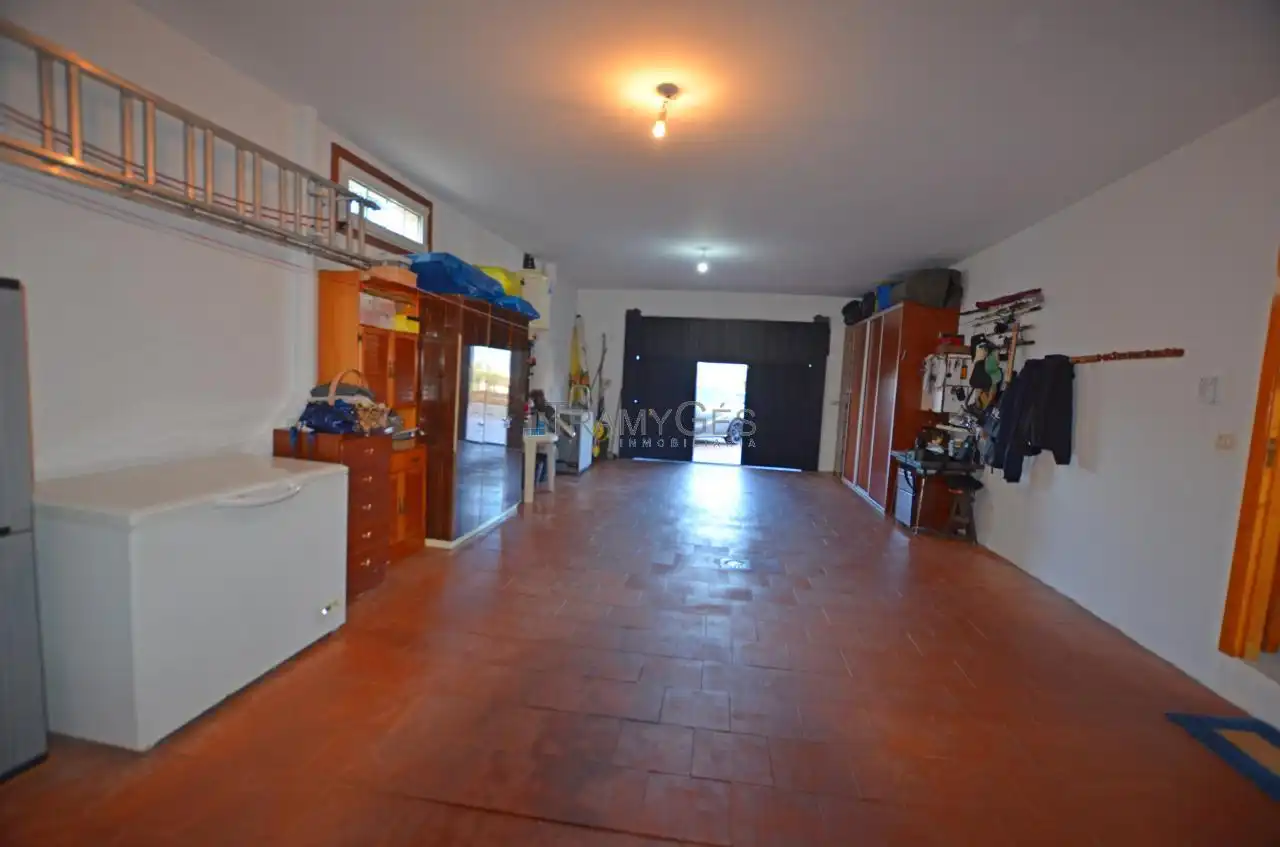 Casa o xalet en venda en Redondela amb Calefacció, Jardí privat i Terrassa