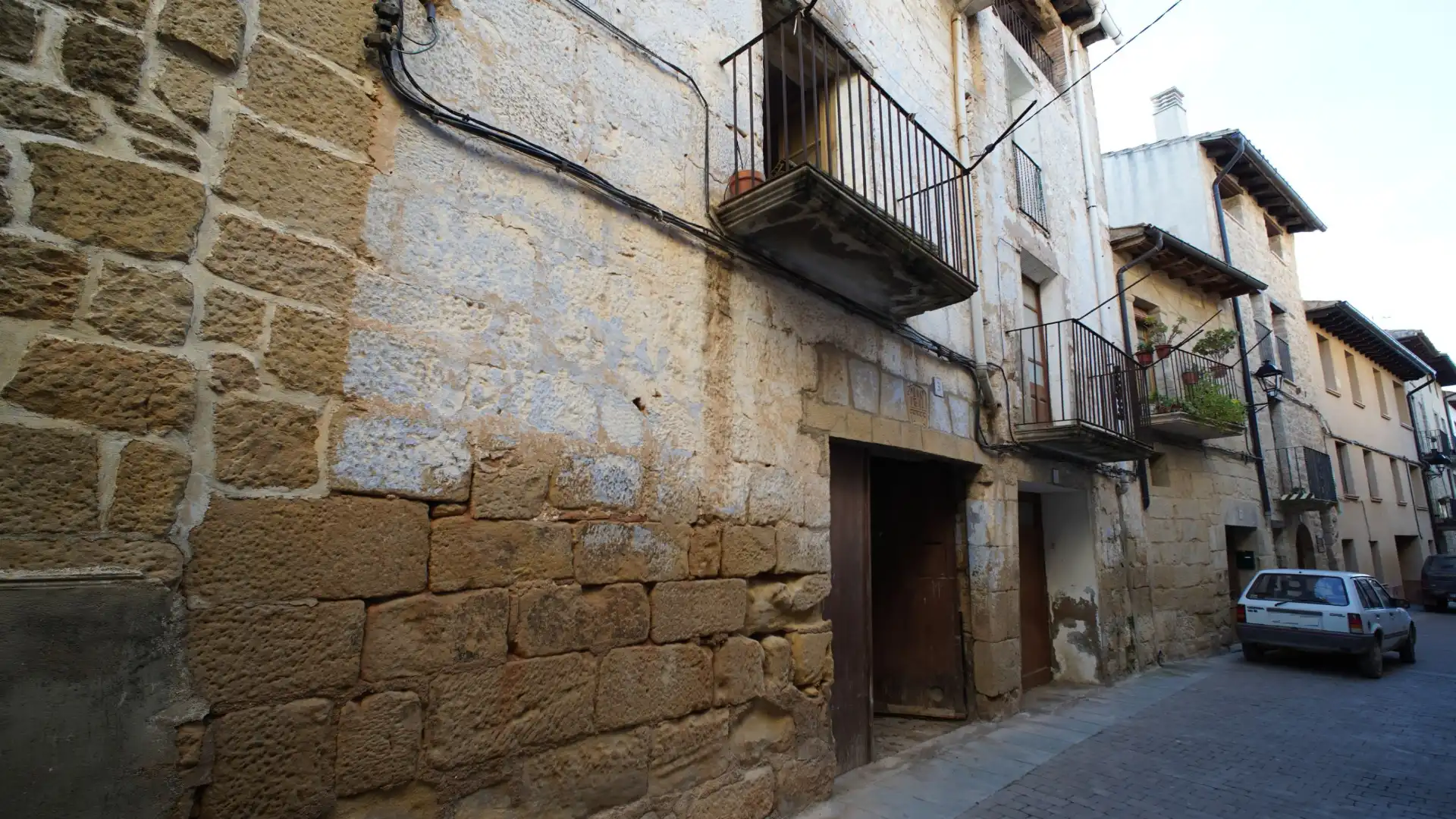 Vista exterior de Casa o chalet en venta en Cretas con Balcón