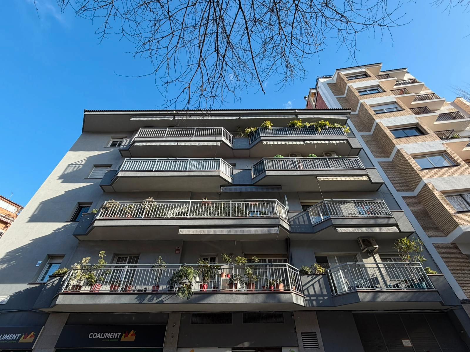Vista exterior de Piso en venta en  Barcelona Capital con Aire acondicionado, Calefacción y Balcón