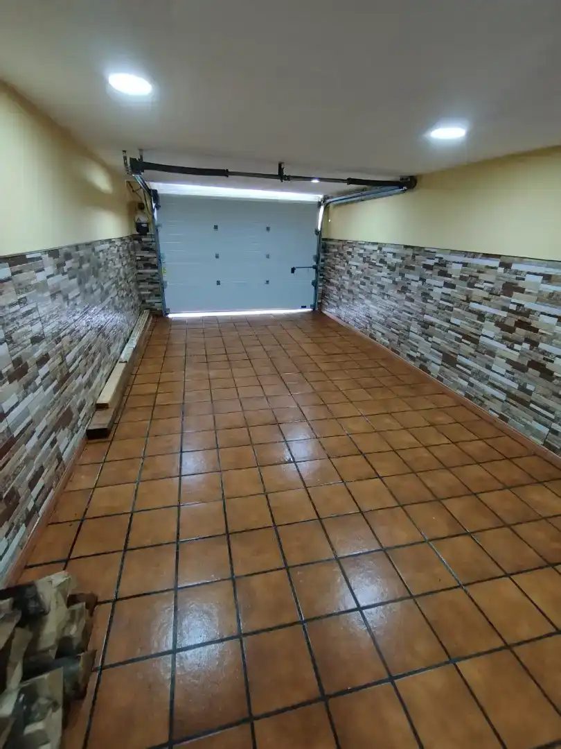 Casa o xalet en venda en Camargo amb Jardí privat, Traster i Piscina
