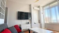Sala d'estar de Estudi en venda en Torremolinos amb Piscina comunitària