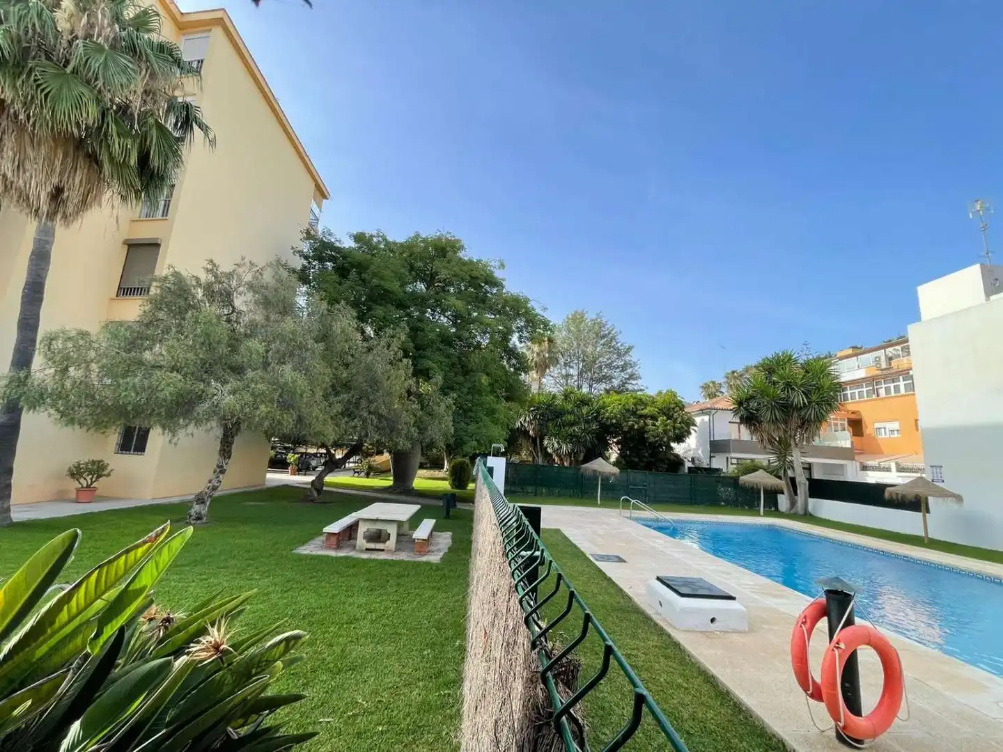 Jardín de Ático en venta en Málaga con Aire acondicionado, Terraza y Piscina