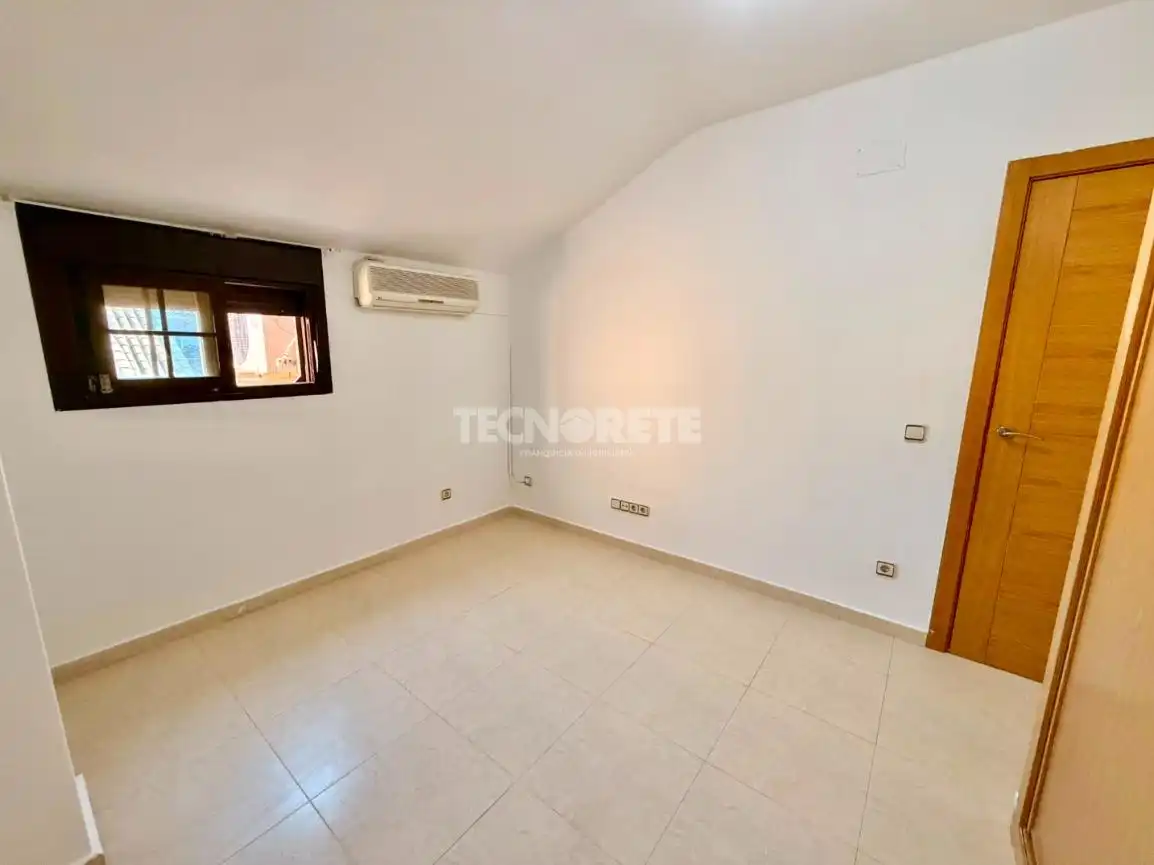 Habitación de Piso en venta en Yuncos con Aire acondicionado, Terraza y Trastero