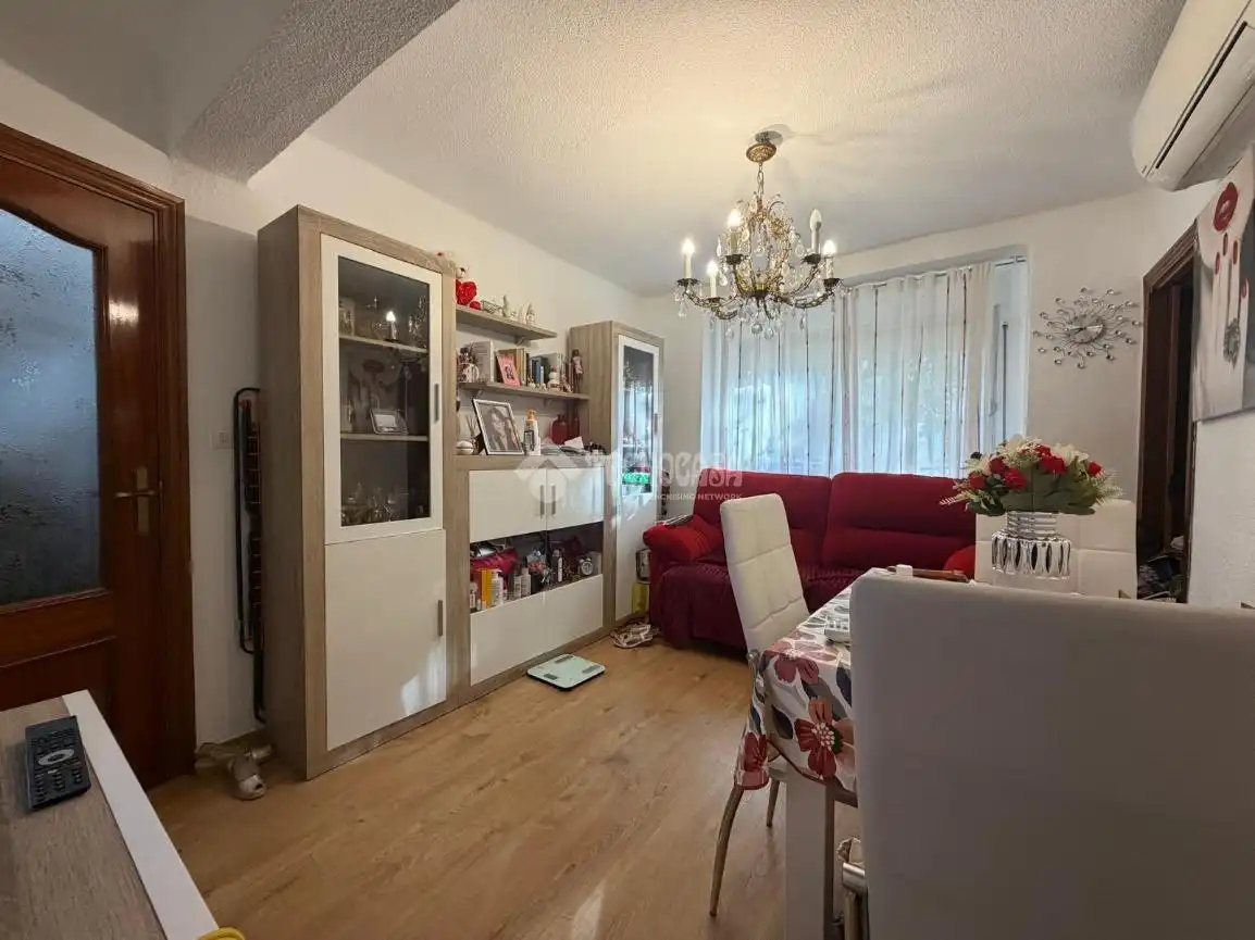 Living room of Flat for sale in Madrid
