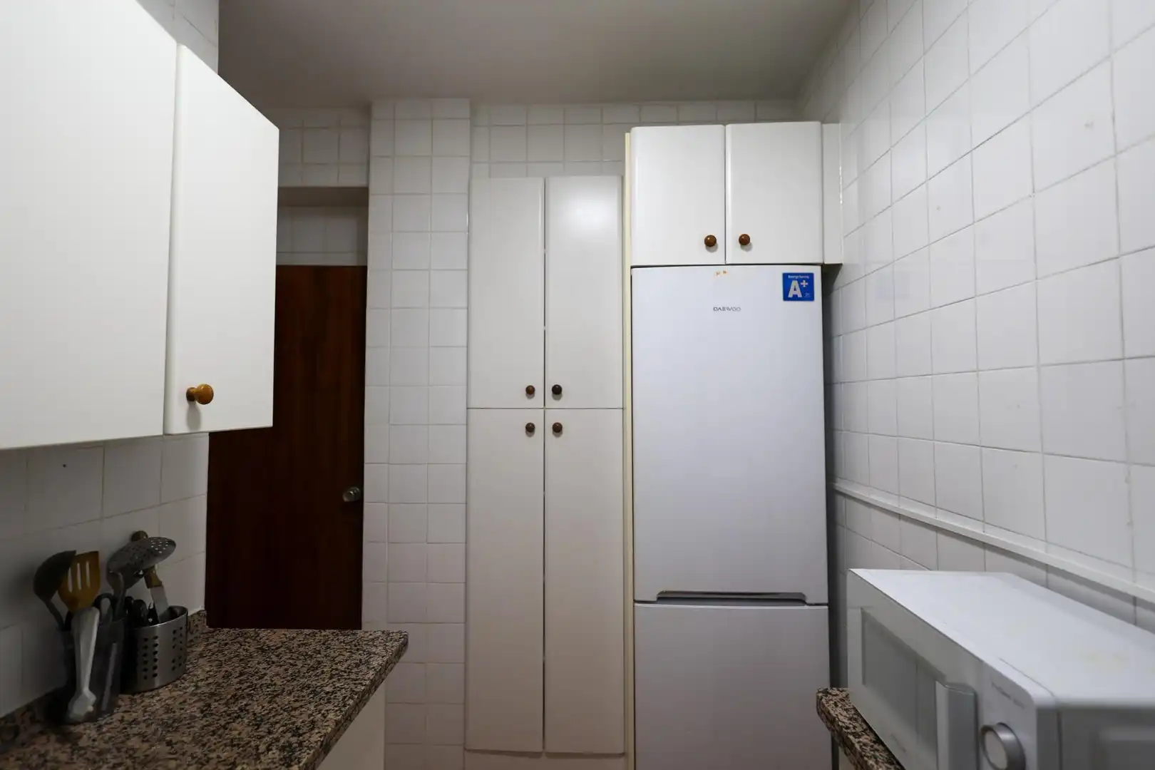 Cuina de Pis en venda en Granada amb Calefacció, Moblat i Balcó