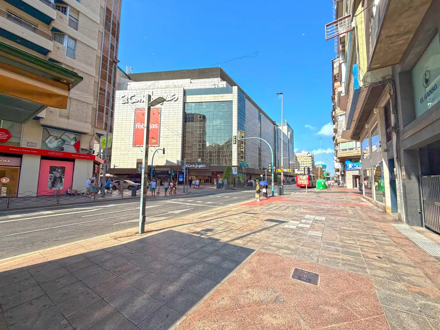 Außenansicht von Geschaftsraum zur Miete in Alicante / Alacant mit Klimaanlage, Terrasse und Möbliert