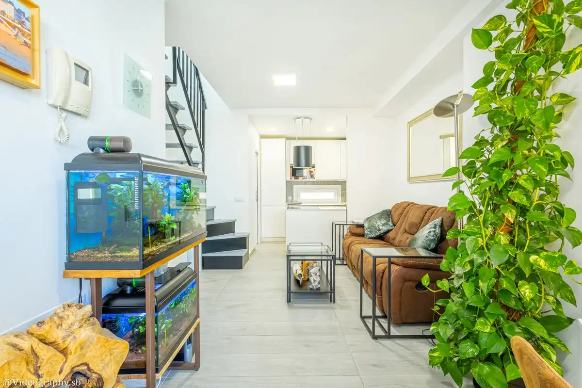 Sala de estar de Dúplex en venta en Madrid con Aire acondicionado, Calefacción y Terraza