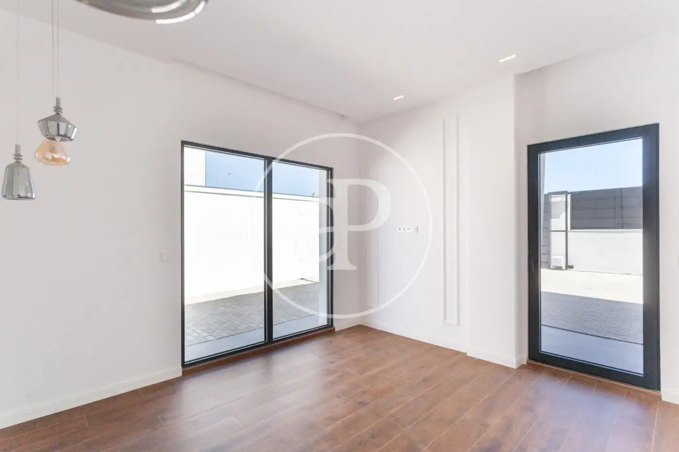 Casa aparellada amb piscina en venda a C. Tallín, imagen 22